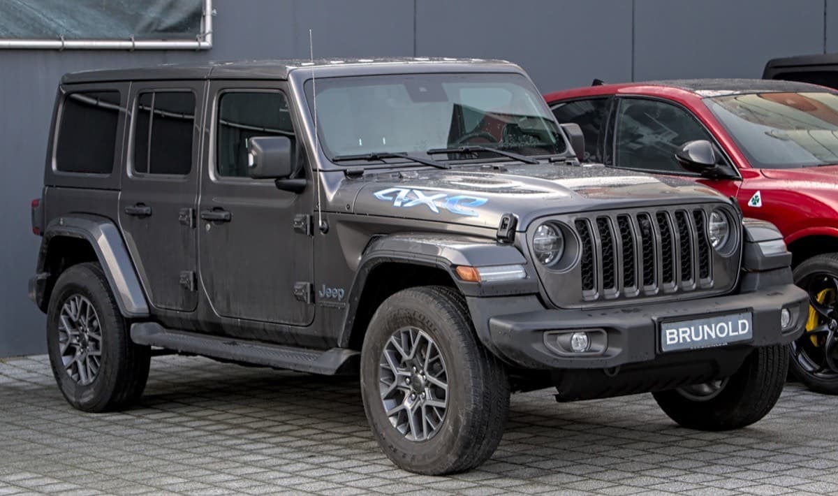 Mountain 4x4 Jeep